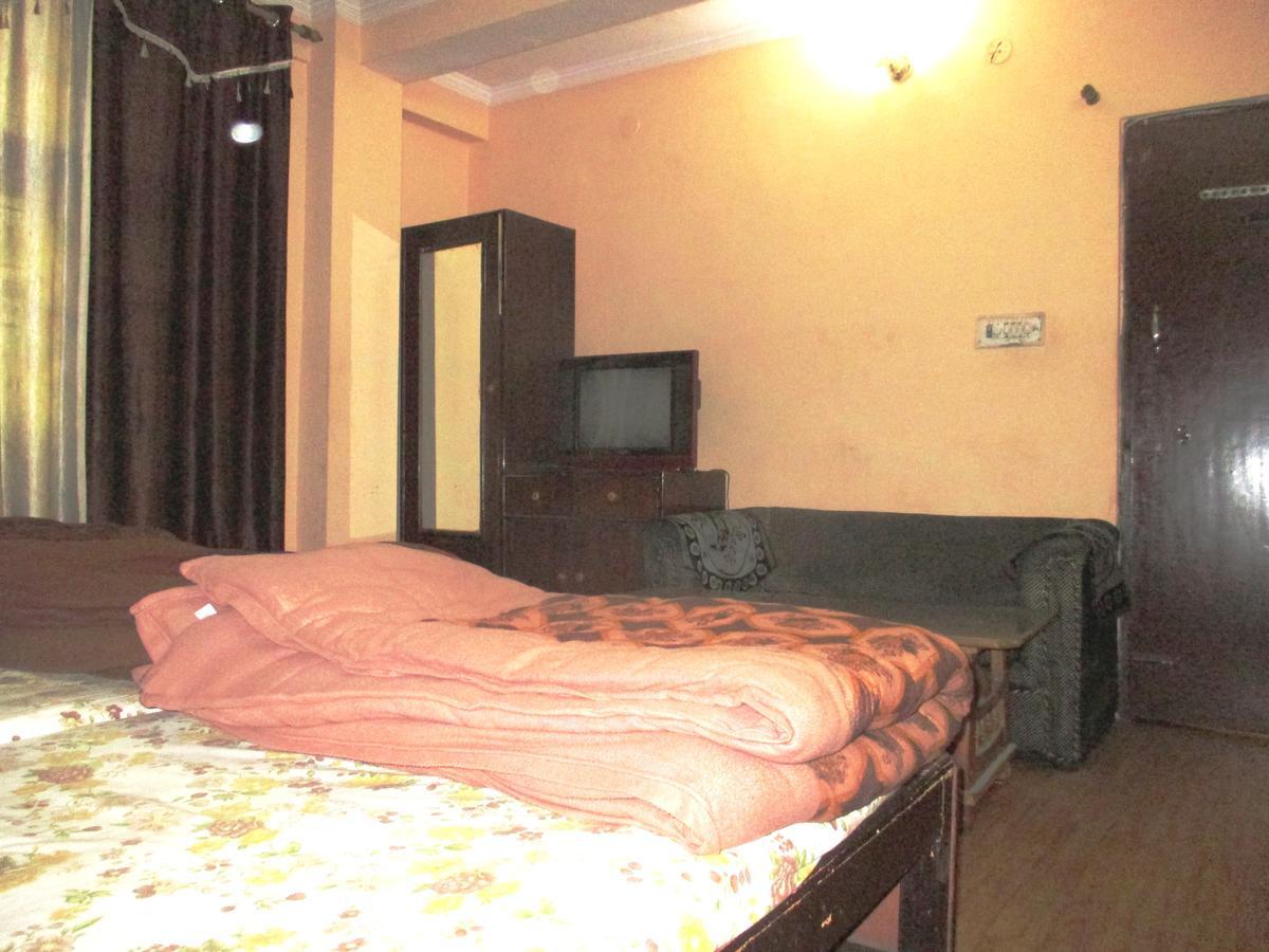 Hotel Shiv Palace Dehradun Dış mekan fotoğraf