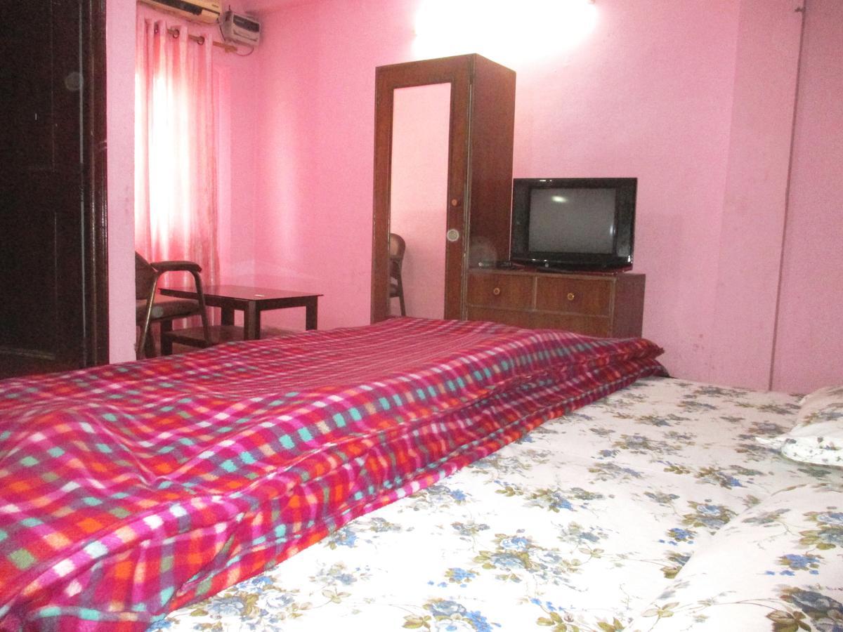 Hotel Shiv Palace Dehradun Dış mekan fotoğraf